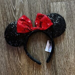 Disney parks Minnie Mouse ears headband